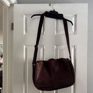 Men’s messenger bag